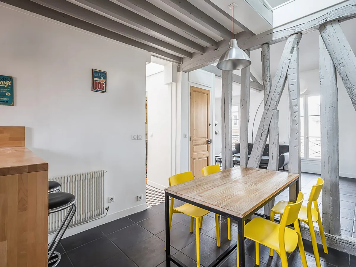 salle à manger et colombages, loft à ossature bois